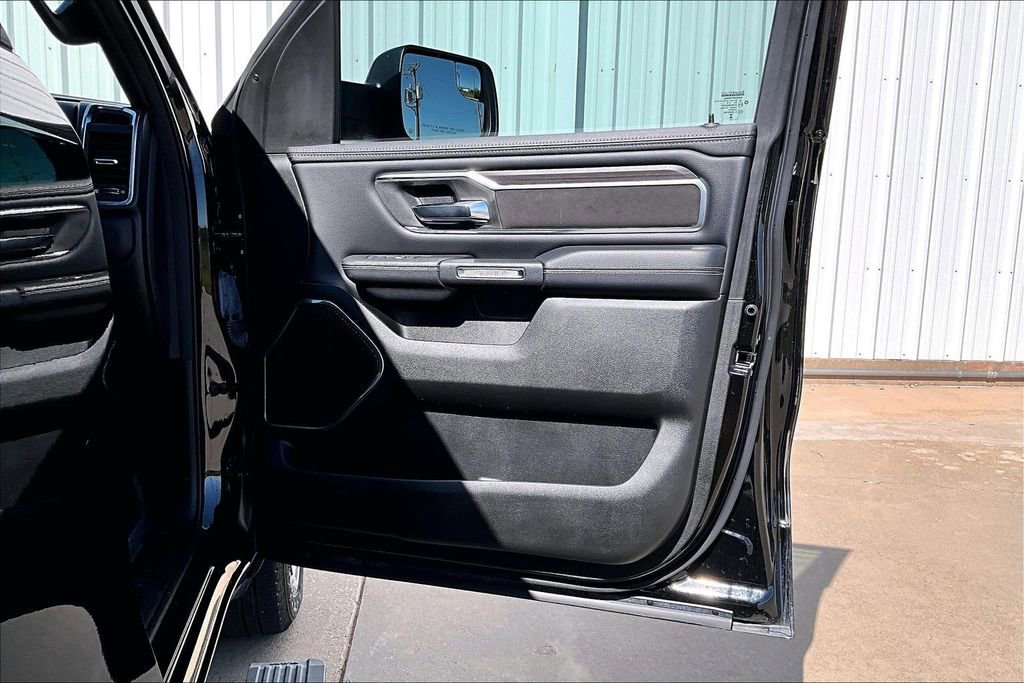 Used 2025 RAM 1500 Laramie w/ Laramie Southwest Edition AWD/4WD image 23