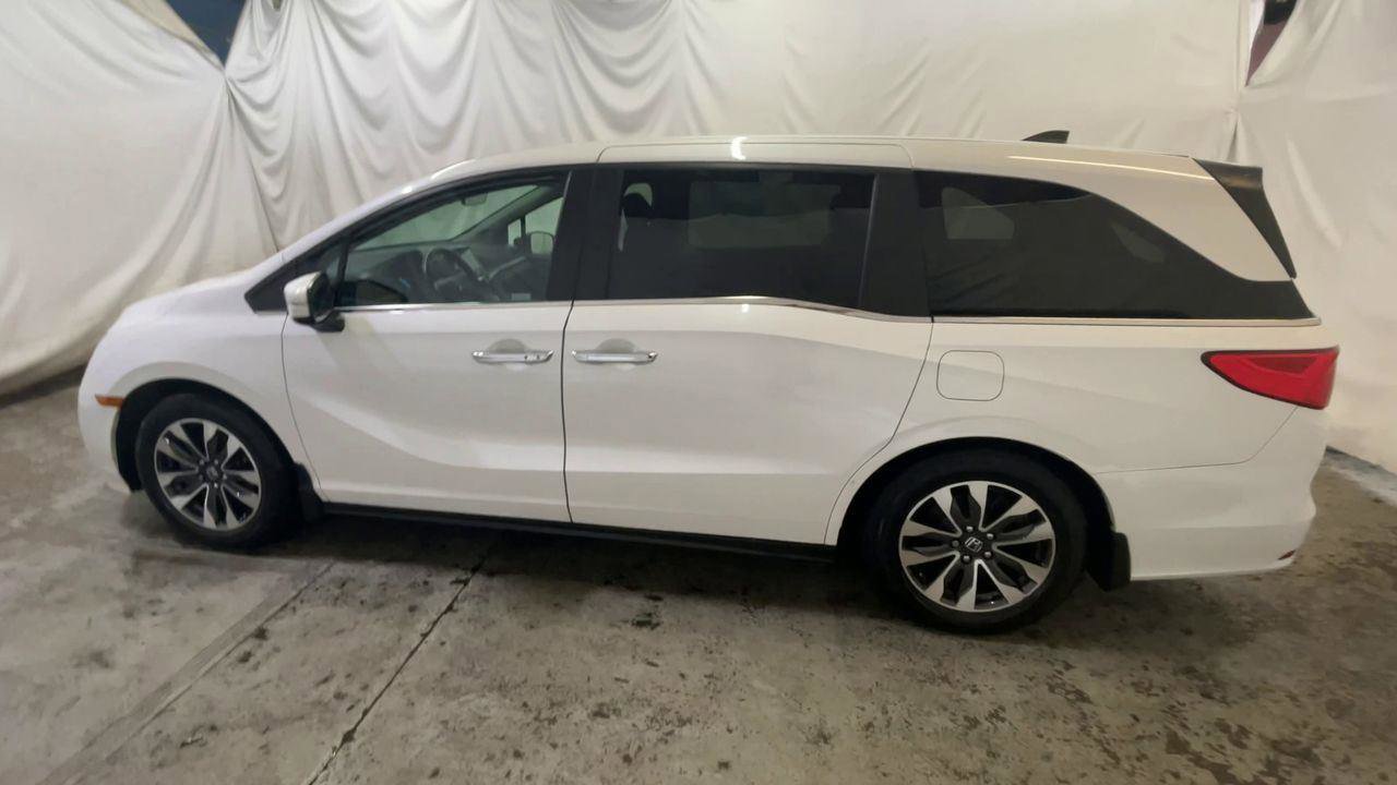 Certified 2024 Honda Odyssey EX-L image 5