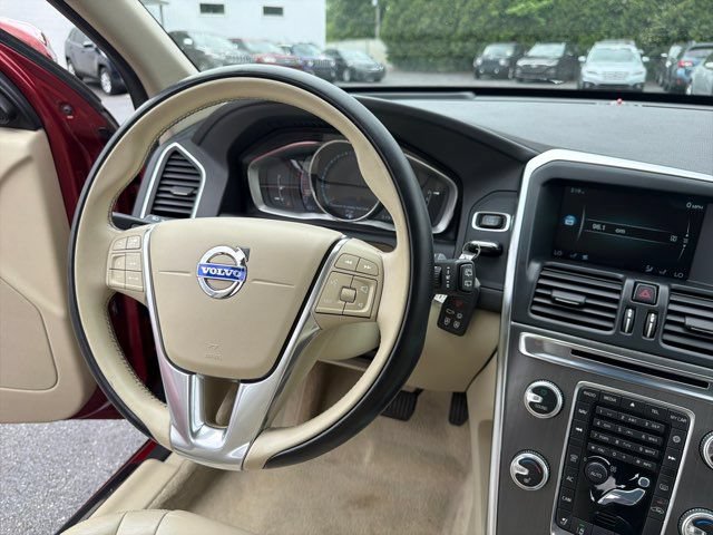 Used 2016 Volvo XC60 T5 Premier AWD/4WD image 29
