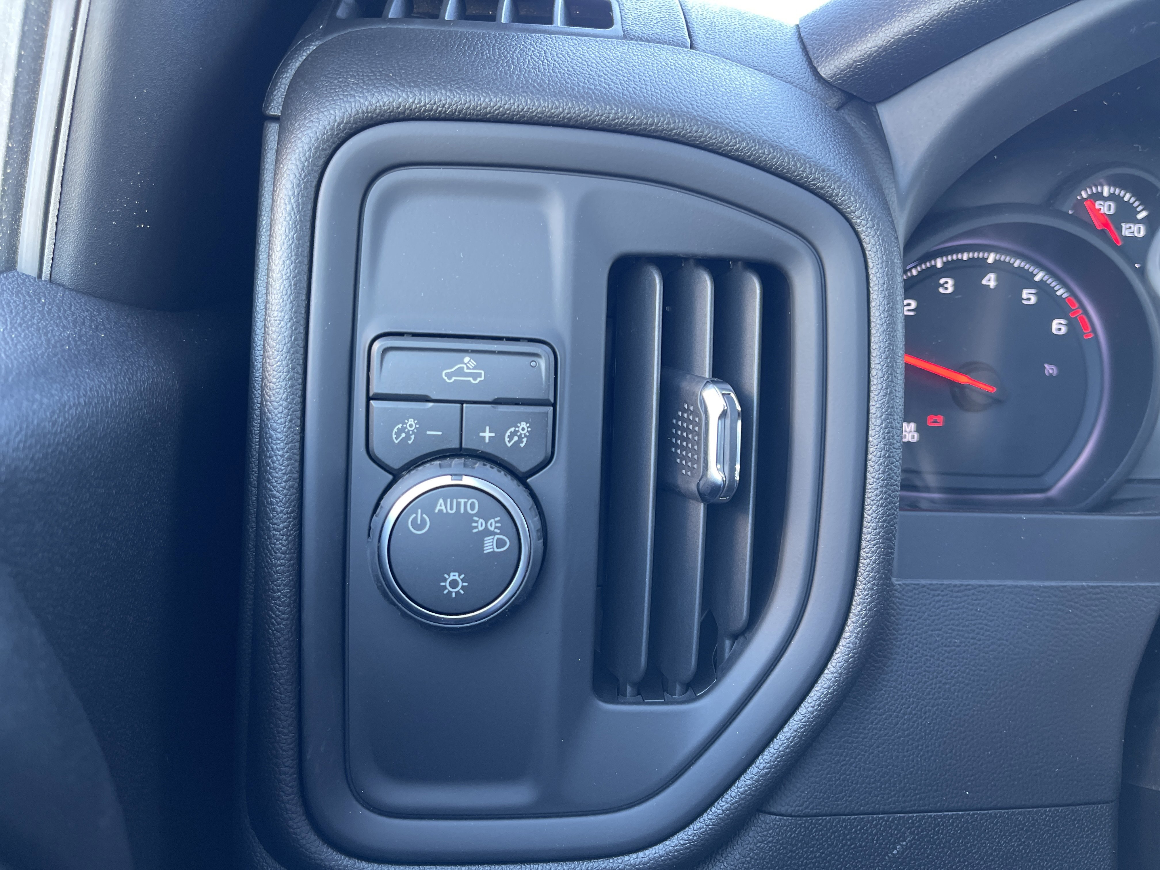 New 2026 Chevrolet Silverado 1500 Custom w/ Turbomax Blackout Package image 21