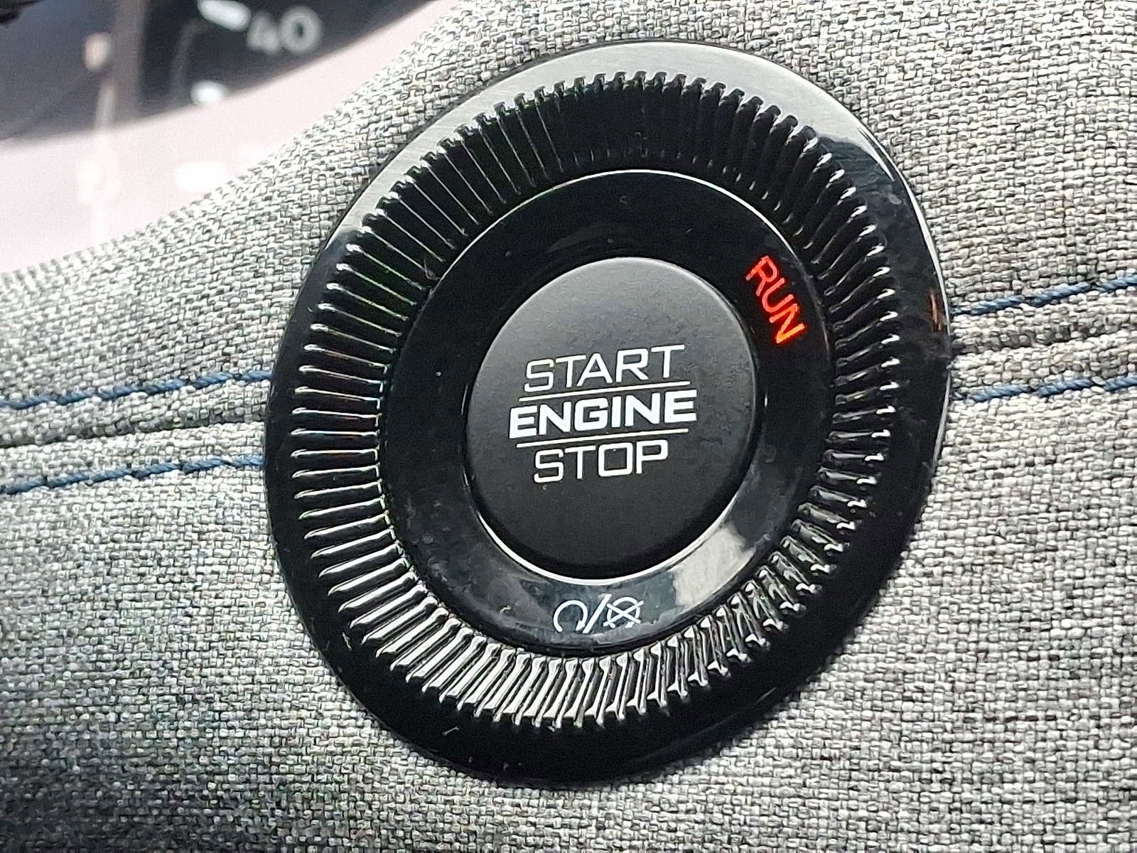 Used 2023 Jeep Compass Latitude image 24