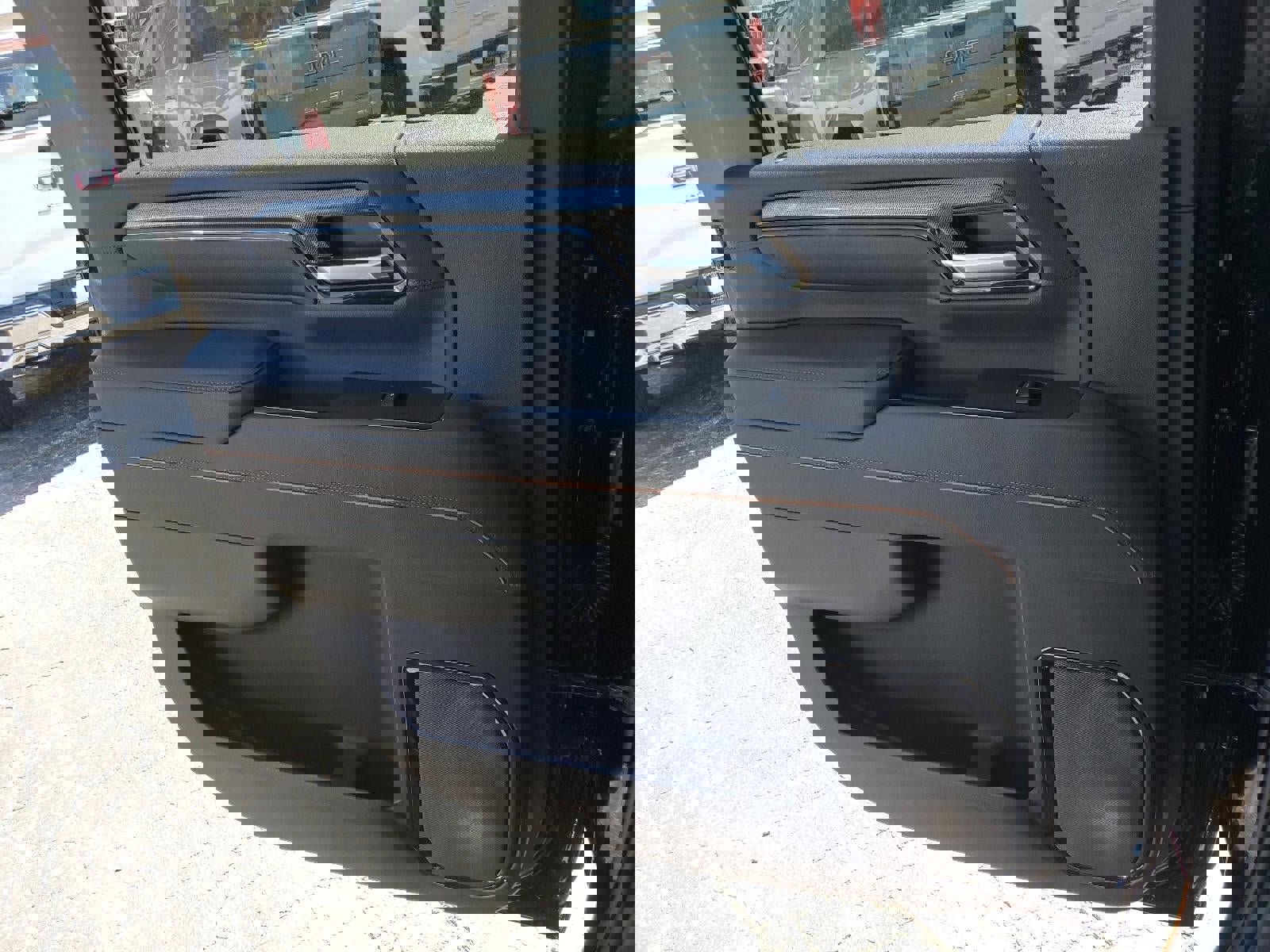 New 2026 GMC Sierra 2500 AT4 image 12