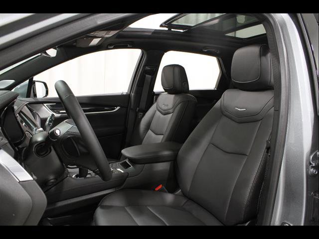 New 2026 Cadillac XT5 Premium Luxury w/ Driver Assist Package image 5