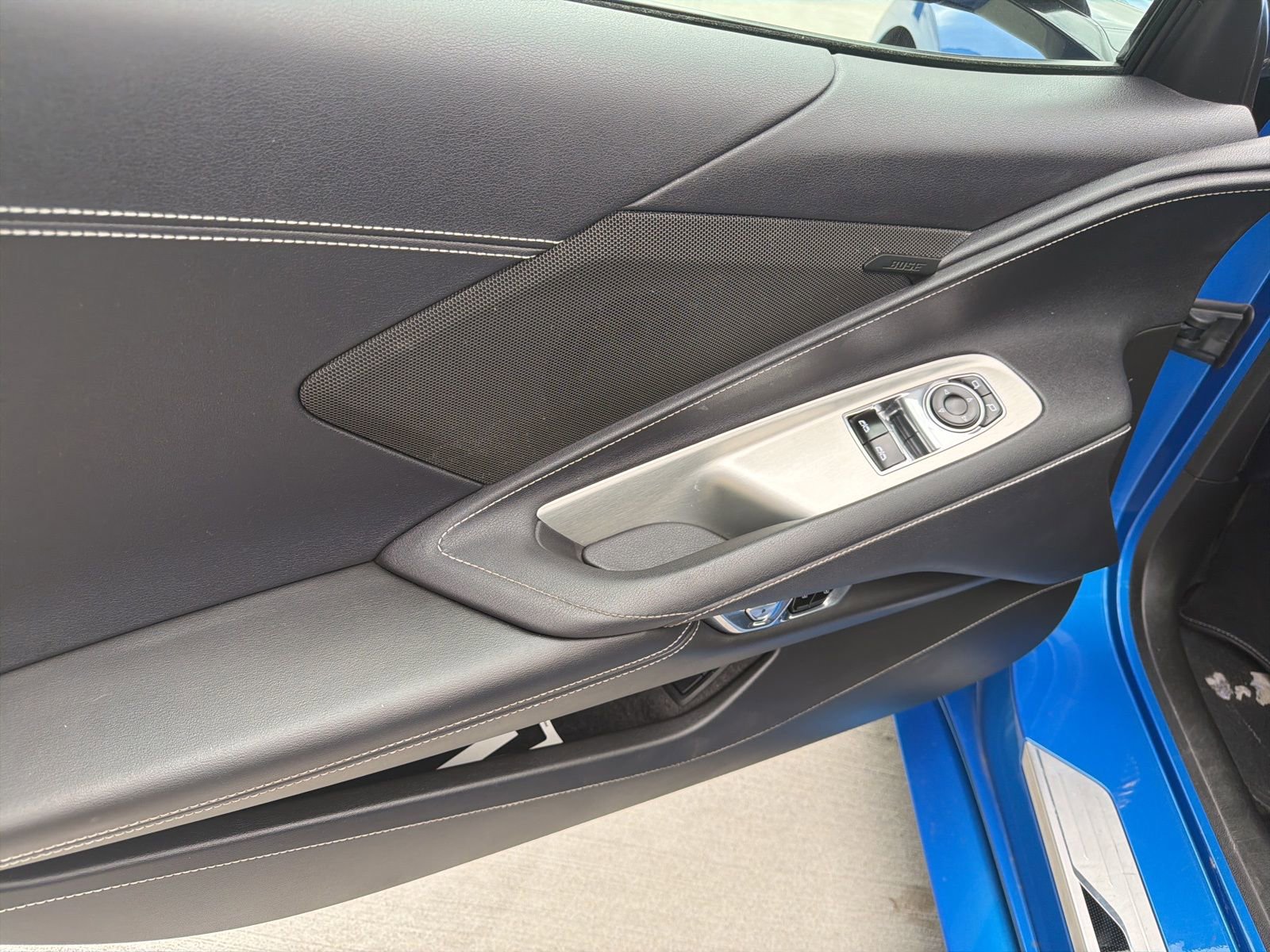 Used 2024 Chevrolet Corvette Stingray Coupe w/ 1LT image 13