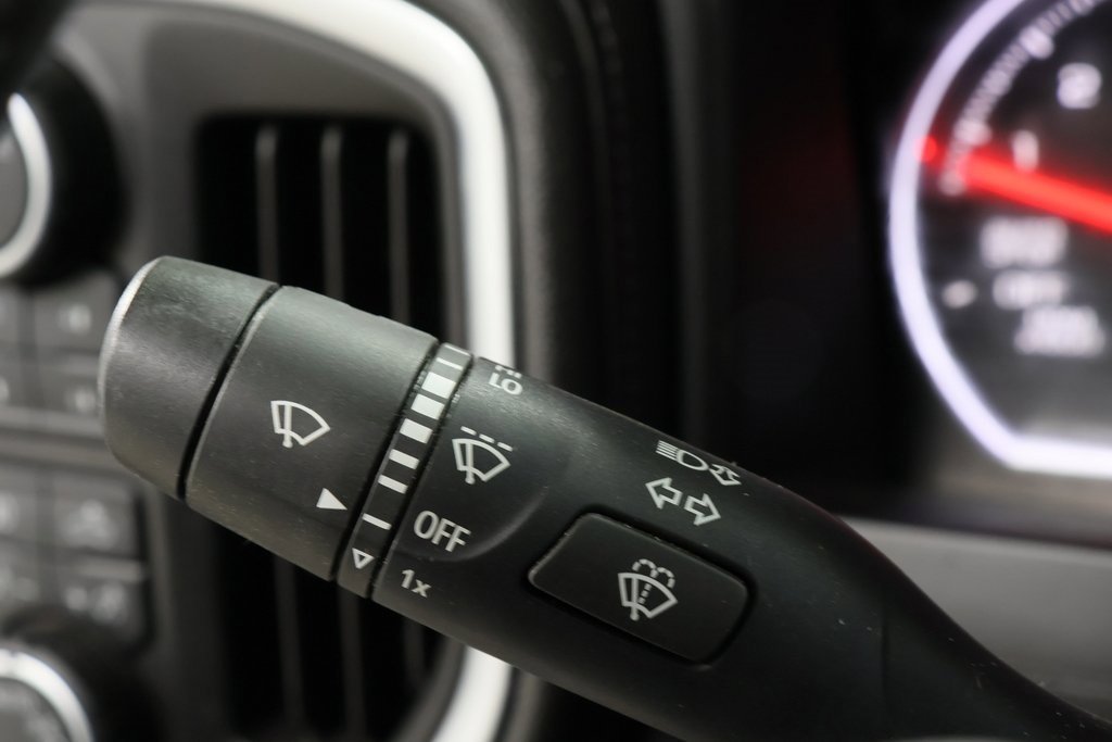 Used 2020 Chevrolet Silverado 1500 RST image 15