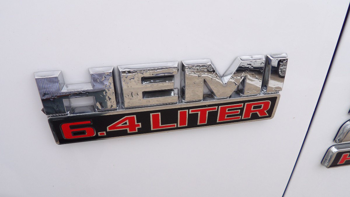 Used 2016 RAM 2500 Tradesman RWD image 9