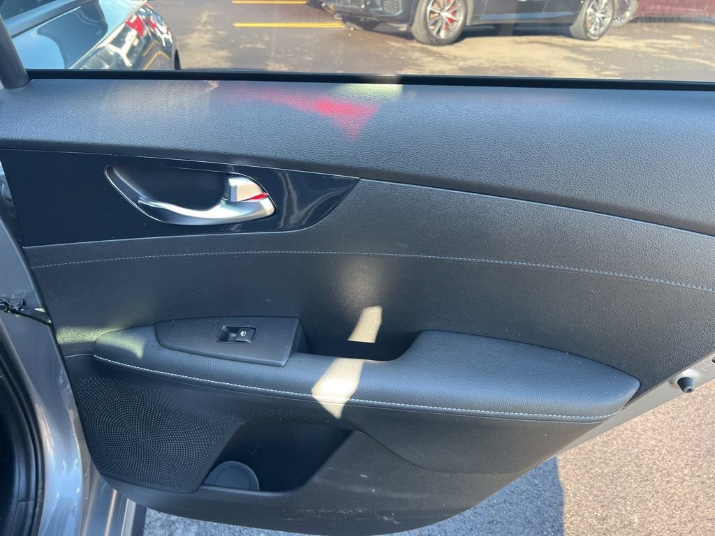 Certified 2023 Kia Forte GT-Line w/ GT-Line Technology Package image 15