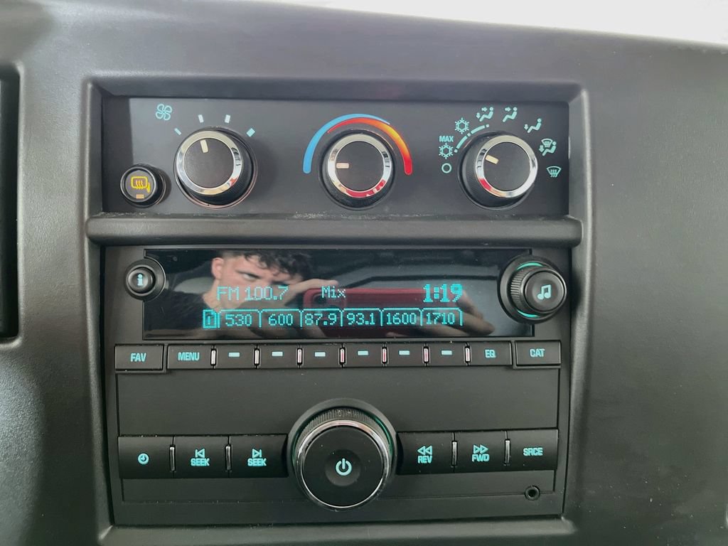 Used 2025 GMC Savana 2500 w/ Driver Convenience Package RWD image 15