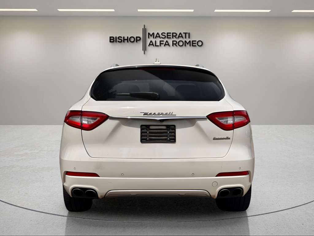 Used 2017 Maserati Levante S AWD/4WD image 4