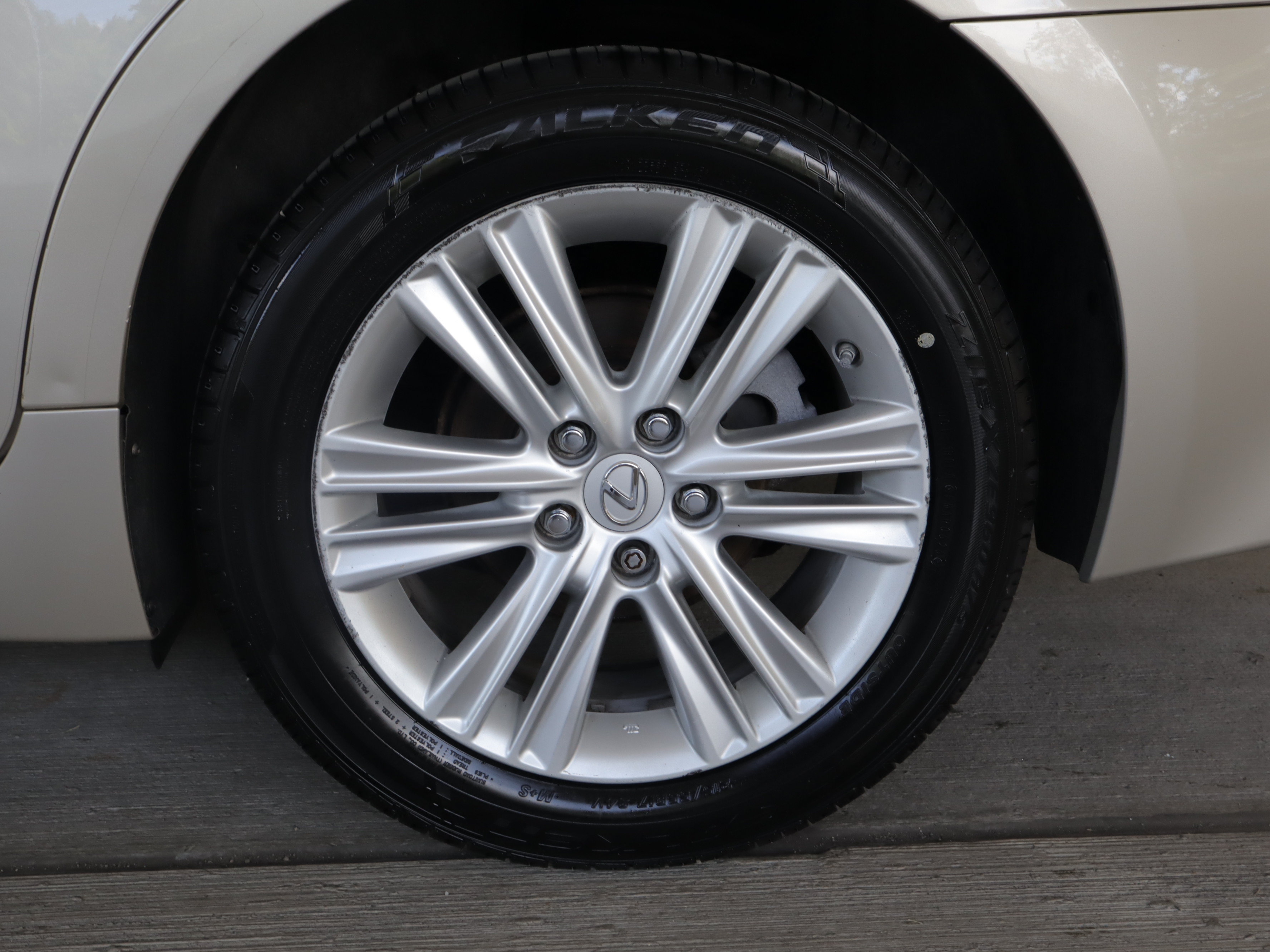 Used 2013 Lexus ES 350 w/ Luxury Pkg FWD image 28