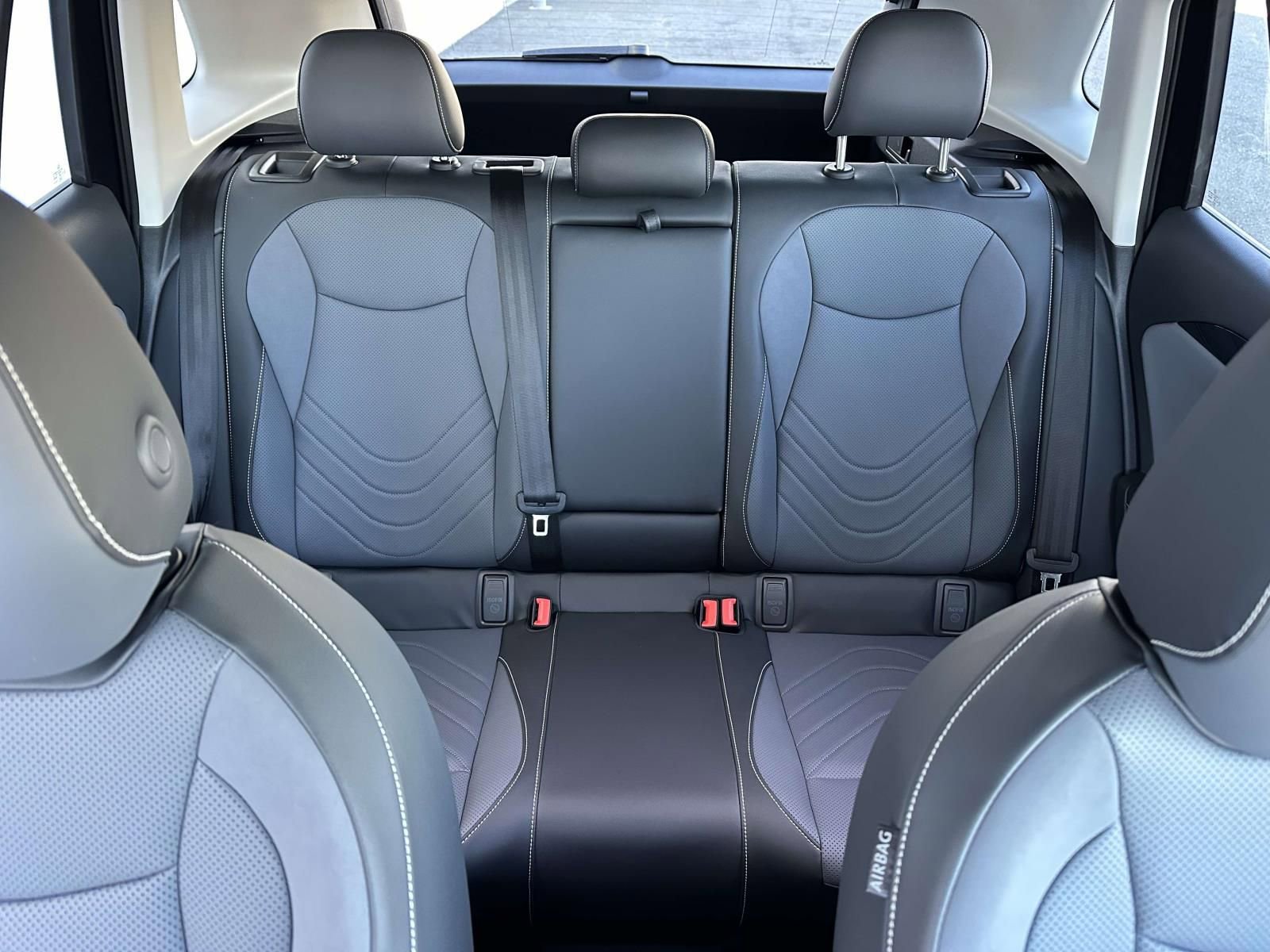 New 2026 Volkswagen Tiguan SE image 14