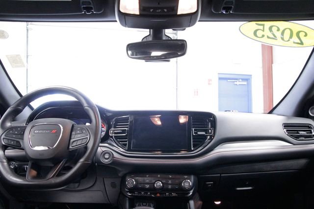 Used 2025 Dodge Durango GT image 16