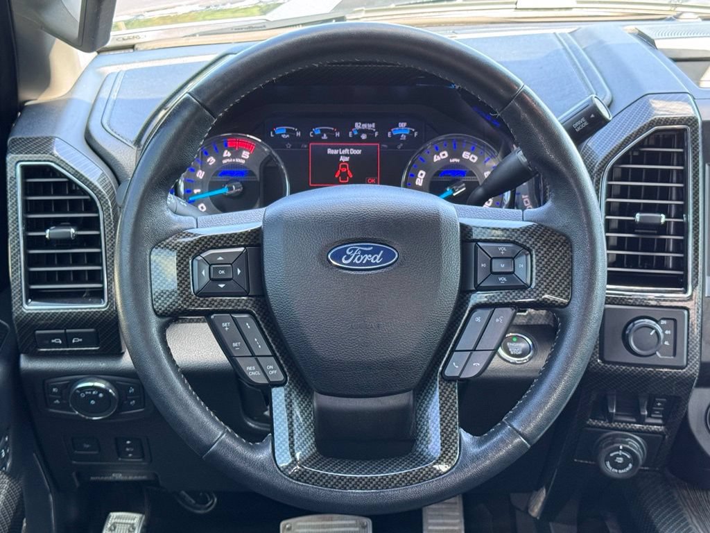 Used 2021 Ford F350 Lariat w/ Lariat Ultimate Package AWD/4WD image 8