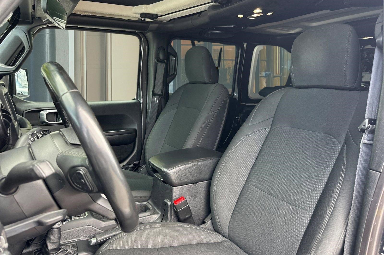 Used 2020 Jeep Wrangler Unlimited Sport AWD/4WD image 25