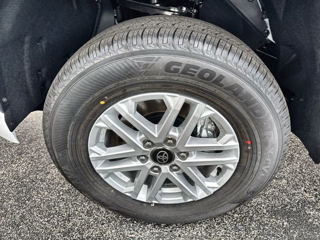 New 2026 Toyota Tundra SR5 image 18