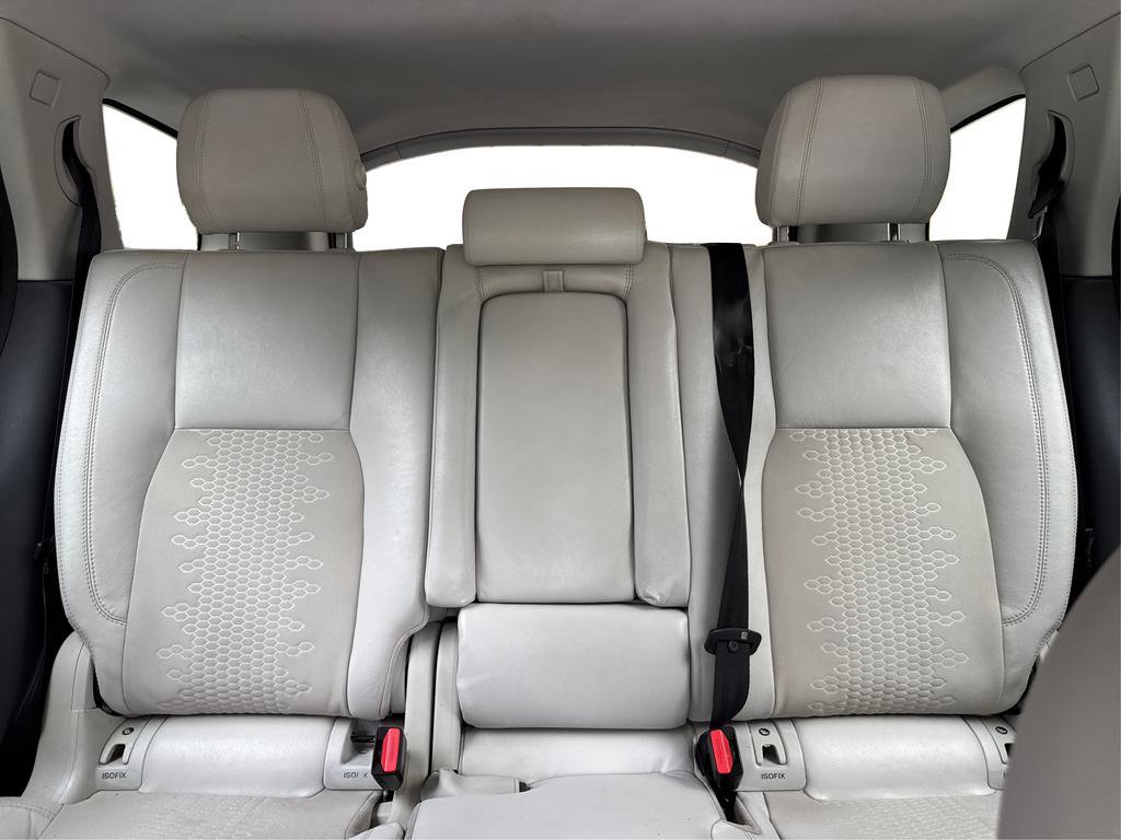 Used 2017 Land Rover Discovery Sport SE AWD/4WD image 14