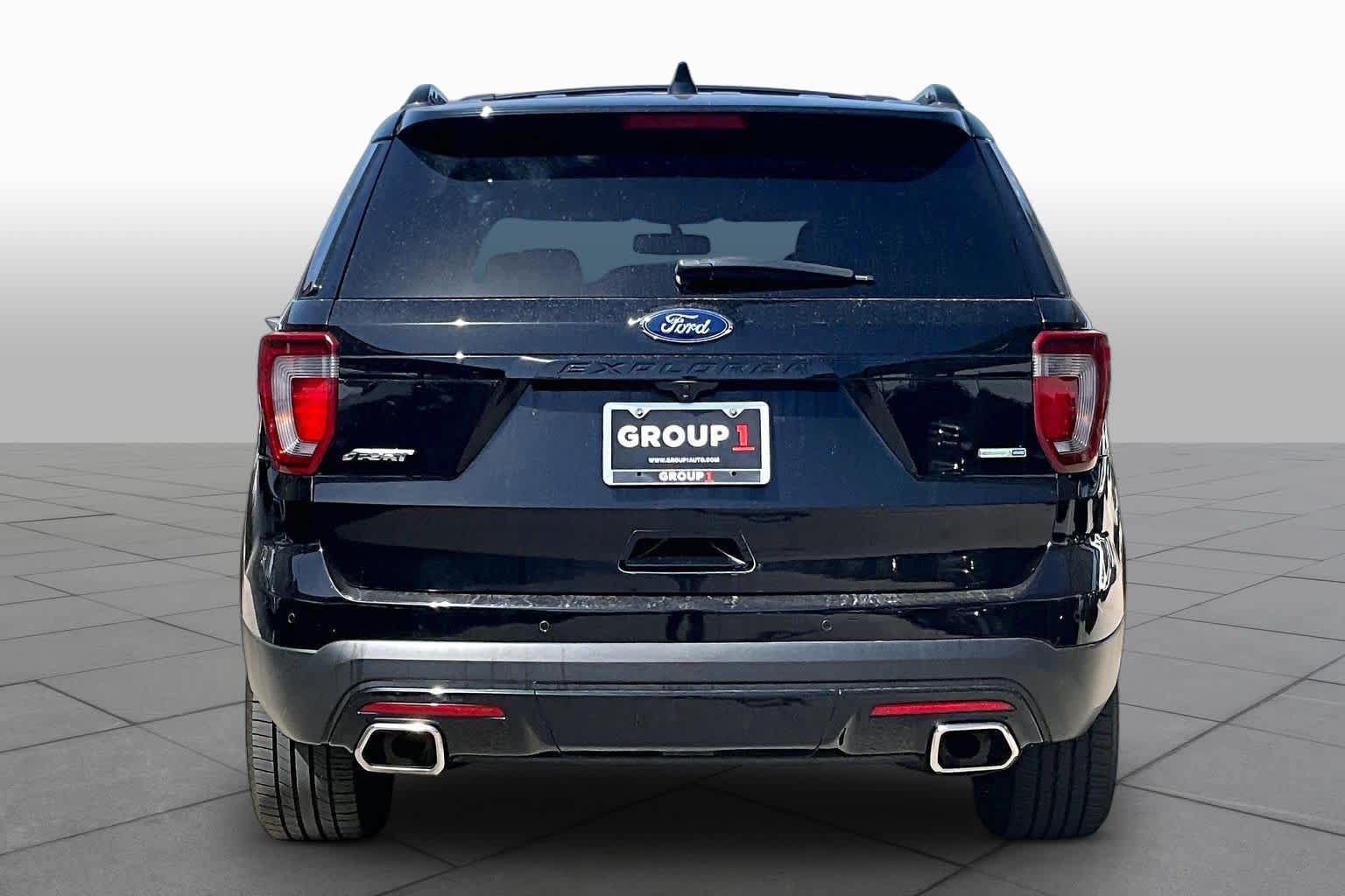 Used 2016 Ford Explorer Sport w/ Equipment Group 401A AWD/4WD image 5