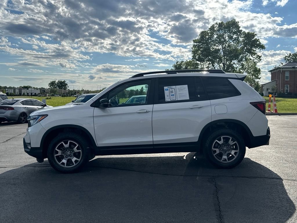 Certified 2023 Honda Passport TrailSport image 4