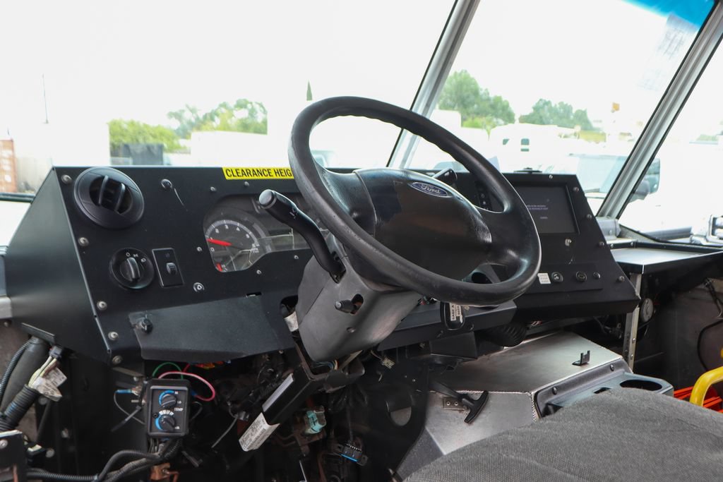 Used 2019 Ford E-450 and Econoline 450 Super Duty RWD image 20