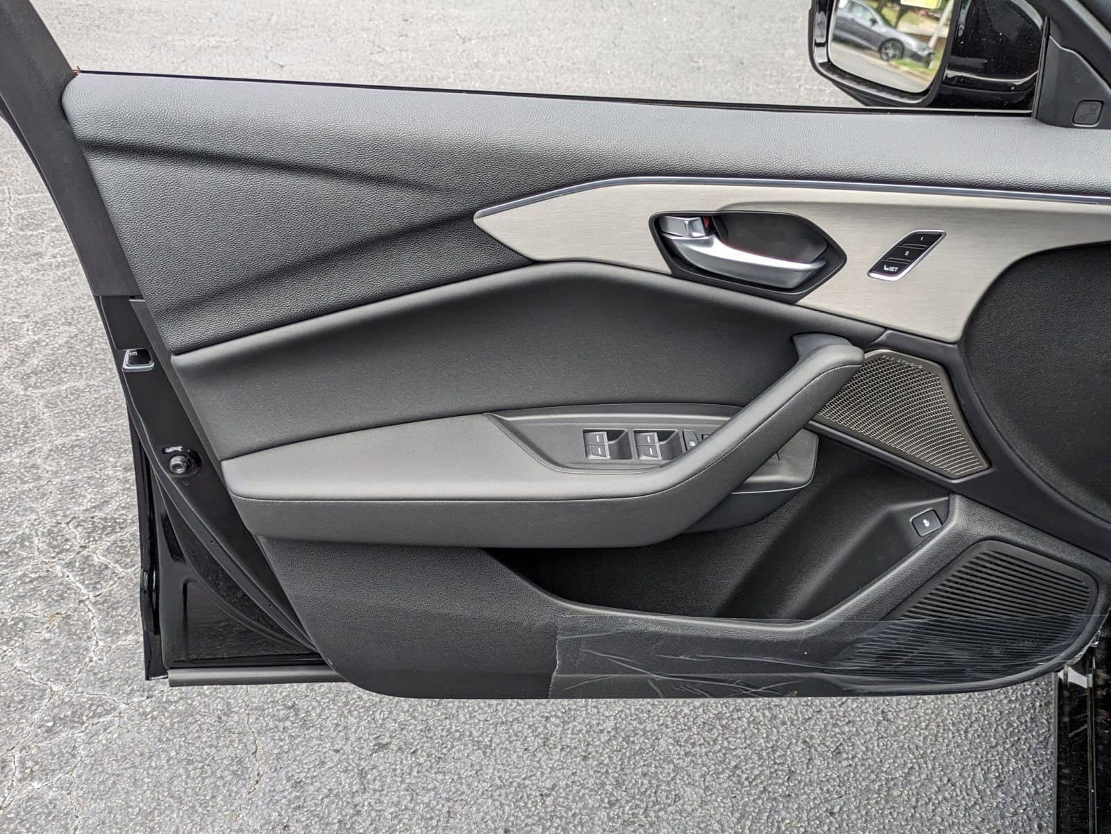 New 2025 Acura TLX w/ Technology Package FWD image 11