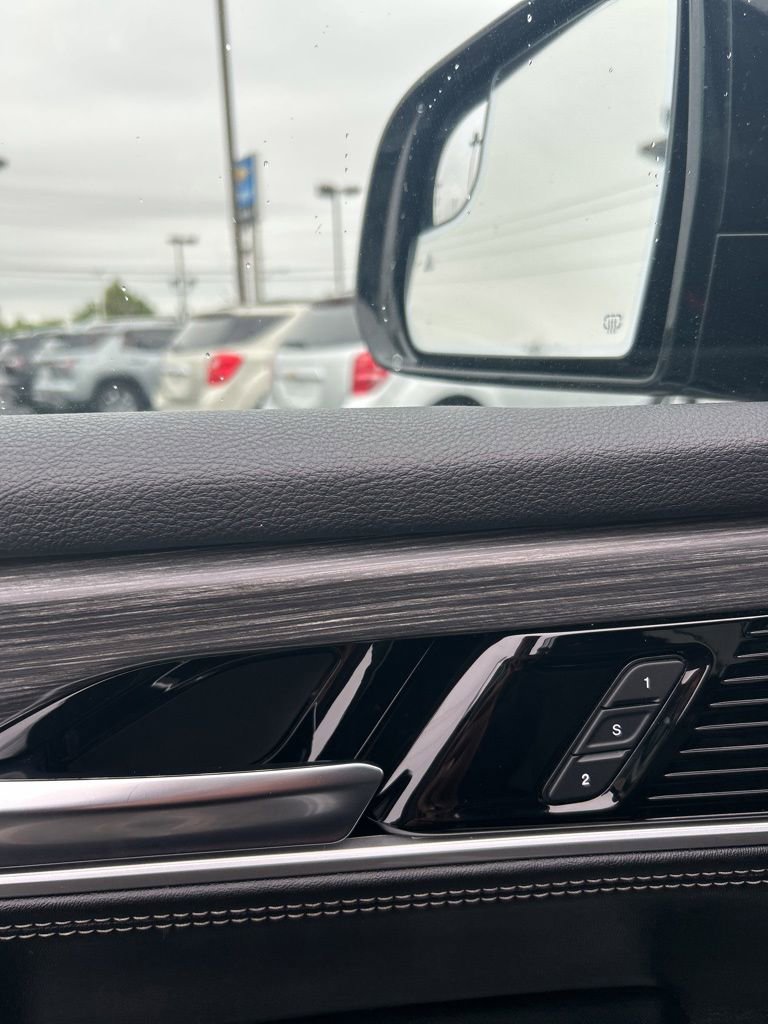 Used 2024 Jeep Wagoneer L Series II w/ Flexible Seating Group AWD/4WD image 25