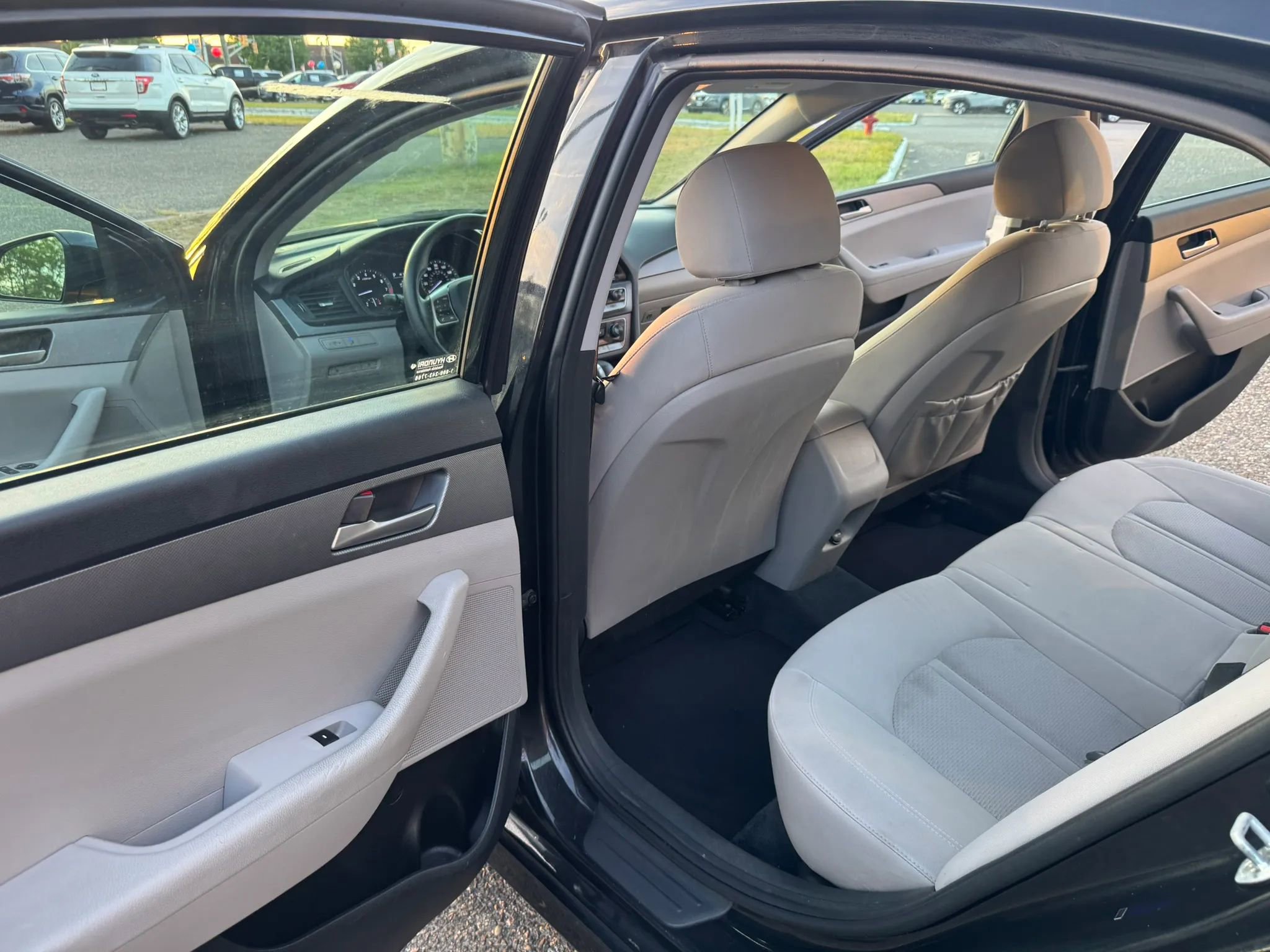 Used 2018 Hyundai Sonata SE FWD image 12