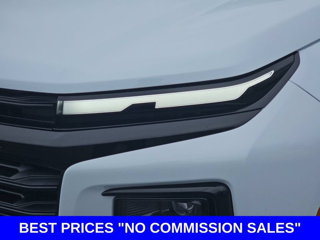 New 2026 Chevrolet Traverse LT w/ Midnight/Sport Edition FWD image 35