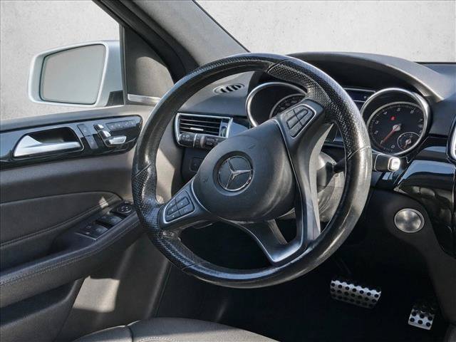 Used 2019 Mercedes-Benz GLE 400 4MATIC image 24