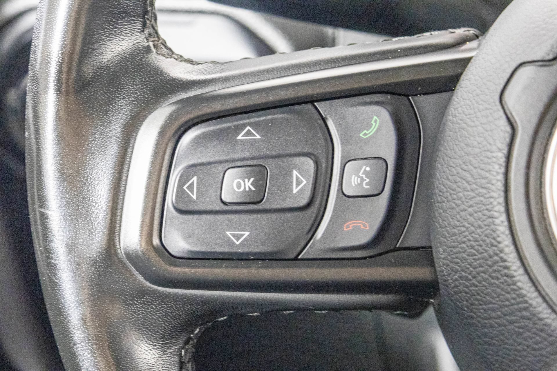 Used 2022 Jeep Wrangler Unlimited Sport AWD/4WD image 31