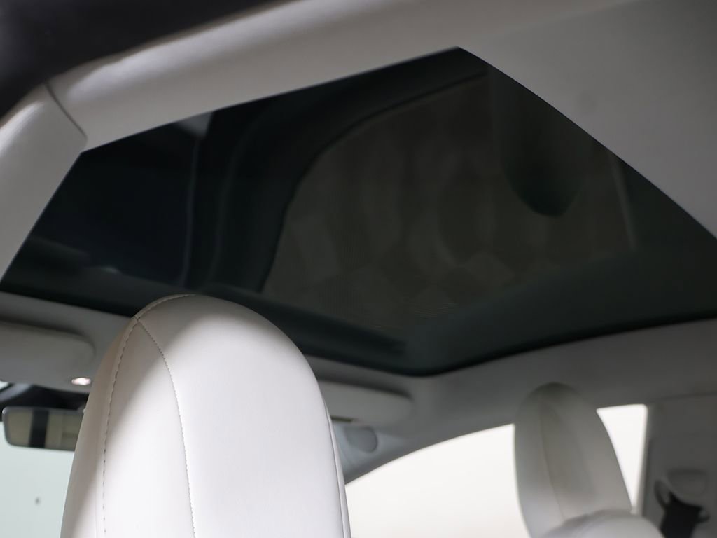 Used 2020 Tesla Model 3 Performance AWD/4WD image 17