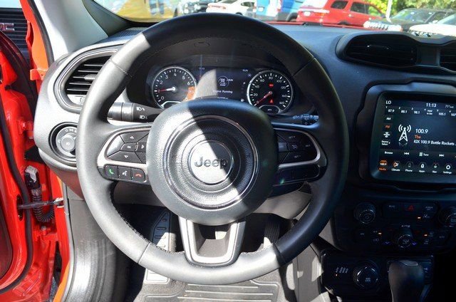 Used 2022 Jeep Renegade Latitude image 18