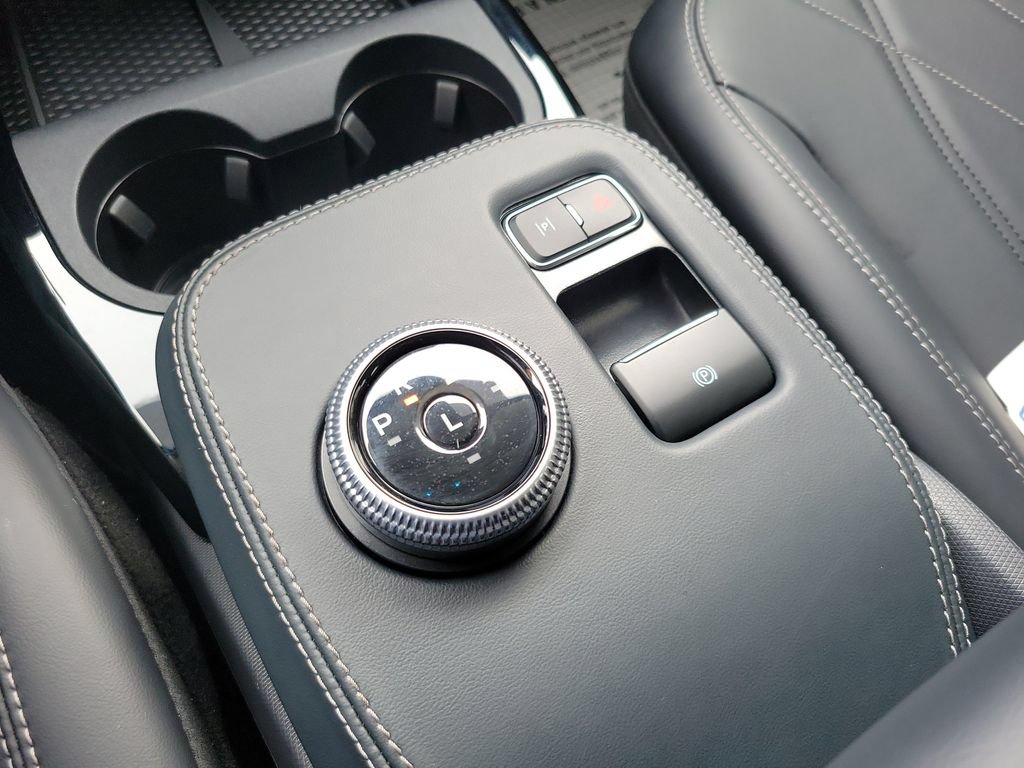 Certified 2024 Ford Mustang Mach-E Select RWD image 21