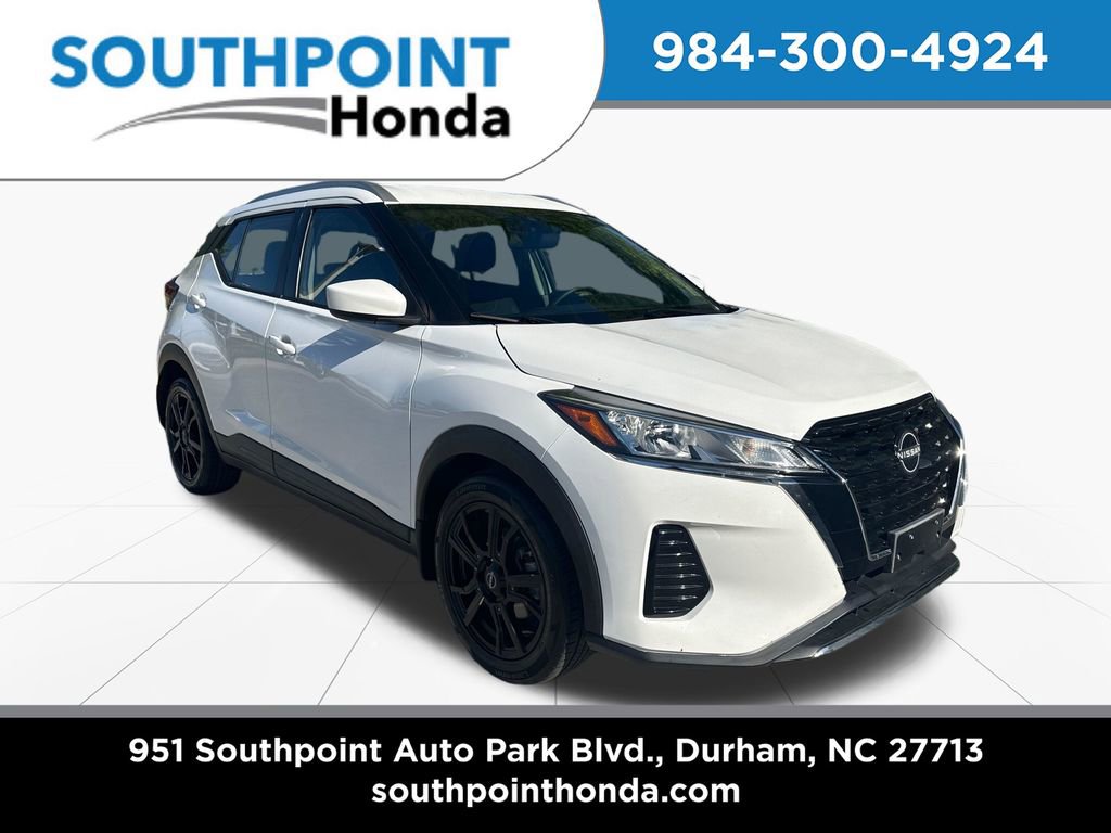 Used 2022 Nissan Kicks SV