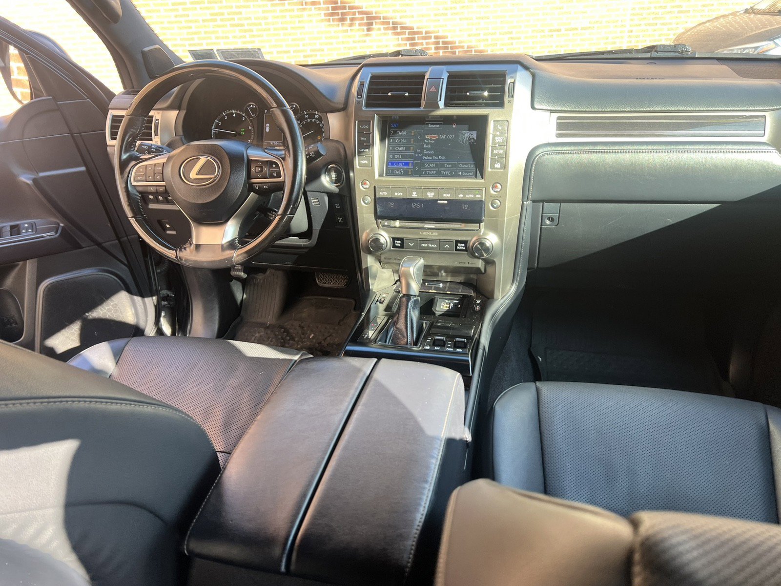 Used 2020 Lexus GX 460 Premium image 19