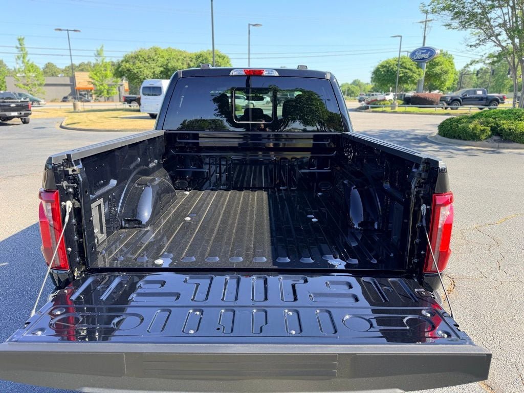 New 2026 Ford F150 XLT image 7