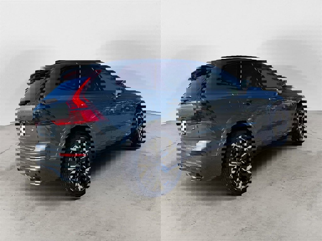 New 2026 Volvo XC60 T8 Ultra w/ Protection Package Premier image 6