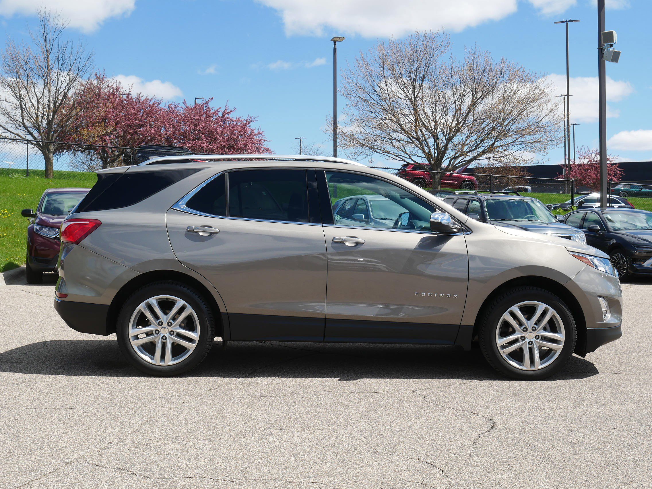 Used 2018 Chevrolet Equinox Premier AWD/4WD image 5