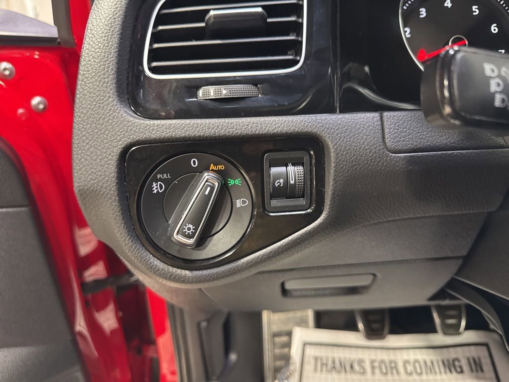 Used 2021 Volkswagen GTI Autobahn image 14