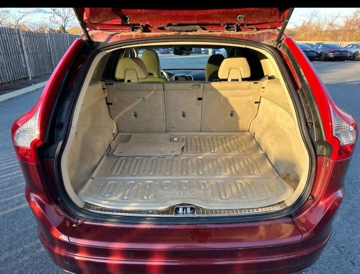 Used 2015 Volvo XC60 T5 image 22