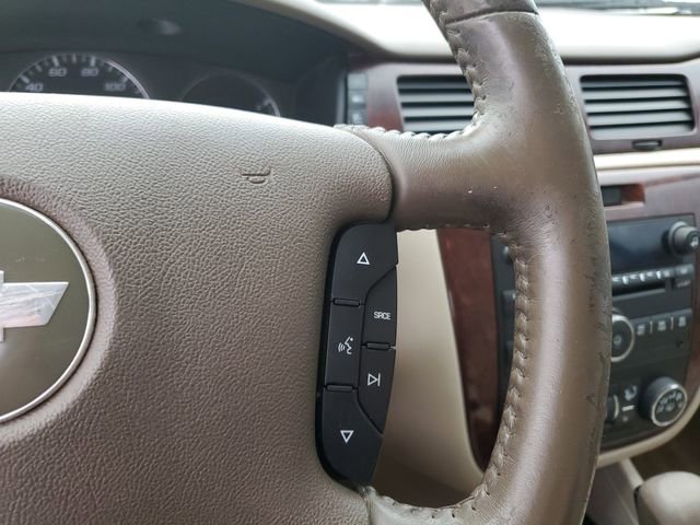 Used 2007 Chevrolet Impala LT w/ Luxury Edition Package image 12