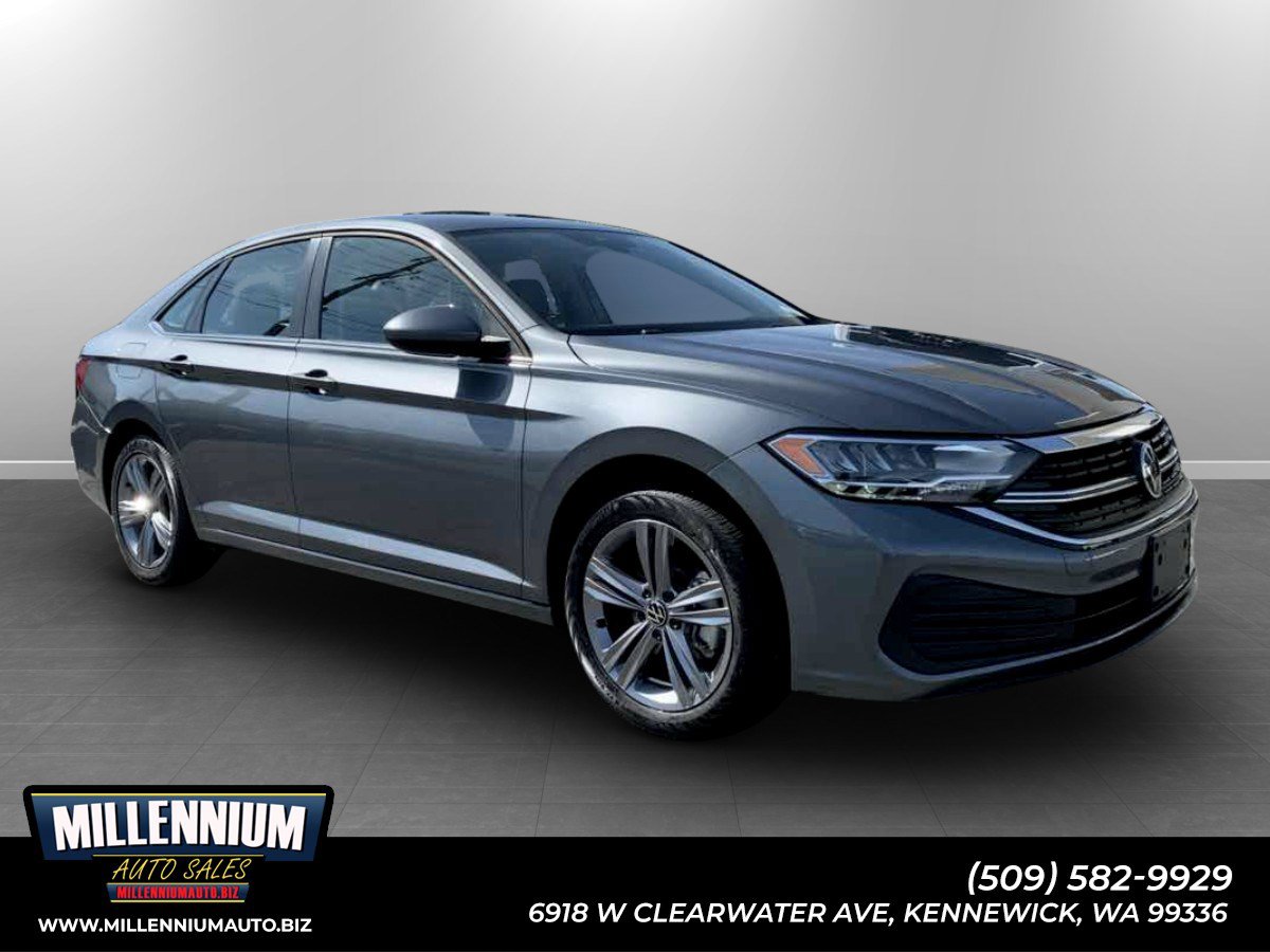 Used 2024 Volkswagen Jetta SE FWD image 1