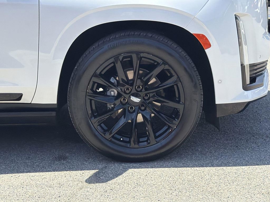 Used 2023 Cadillac Escalade Sport Platinum w/ LPO, ONYX Package image 36