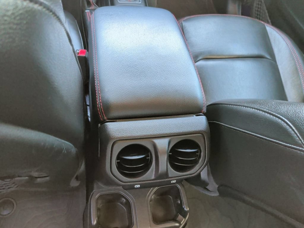 Used 2023 Jeep Wrangler Unlimited Rubicon AWD/4WD image 42