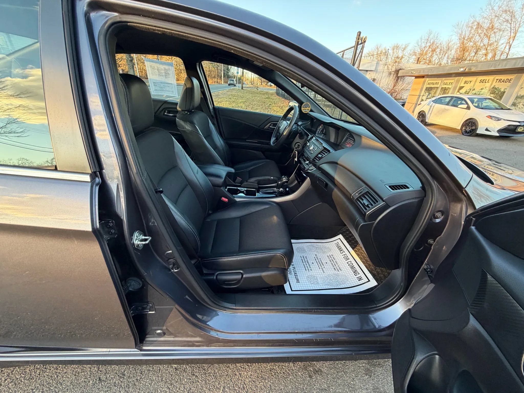 Used 2016 Honda Accord Sport image 13