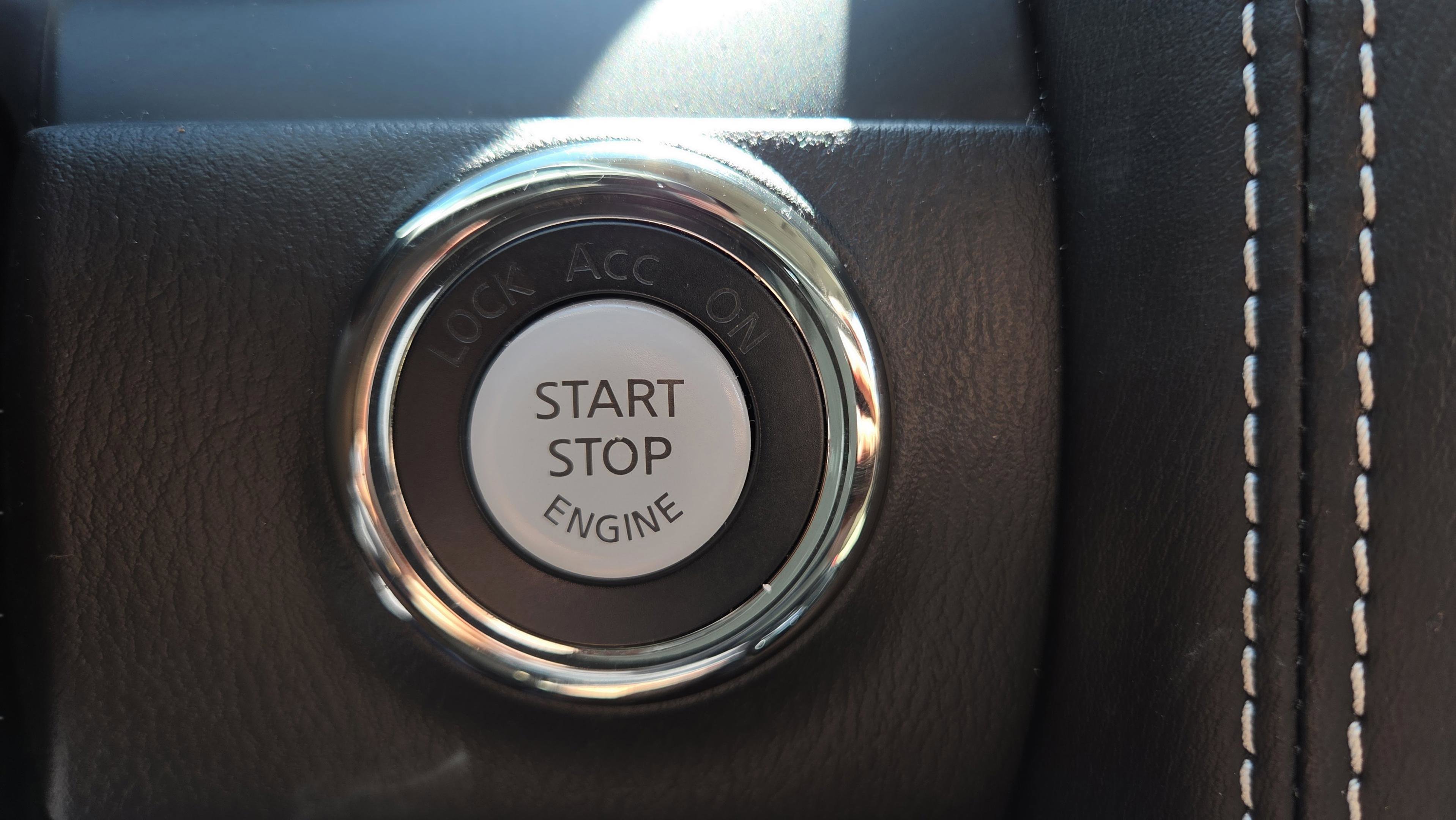 Used 2023 INFINITI QX80 Premium Select w/ Cargo Package image 24