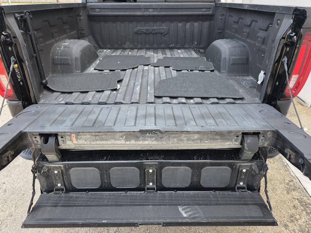 Used 2023 GMC Sierra 1500 Denali w/ Denali Reserve Package AWD/4WD image 34