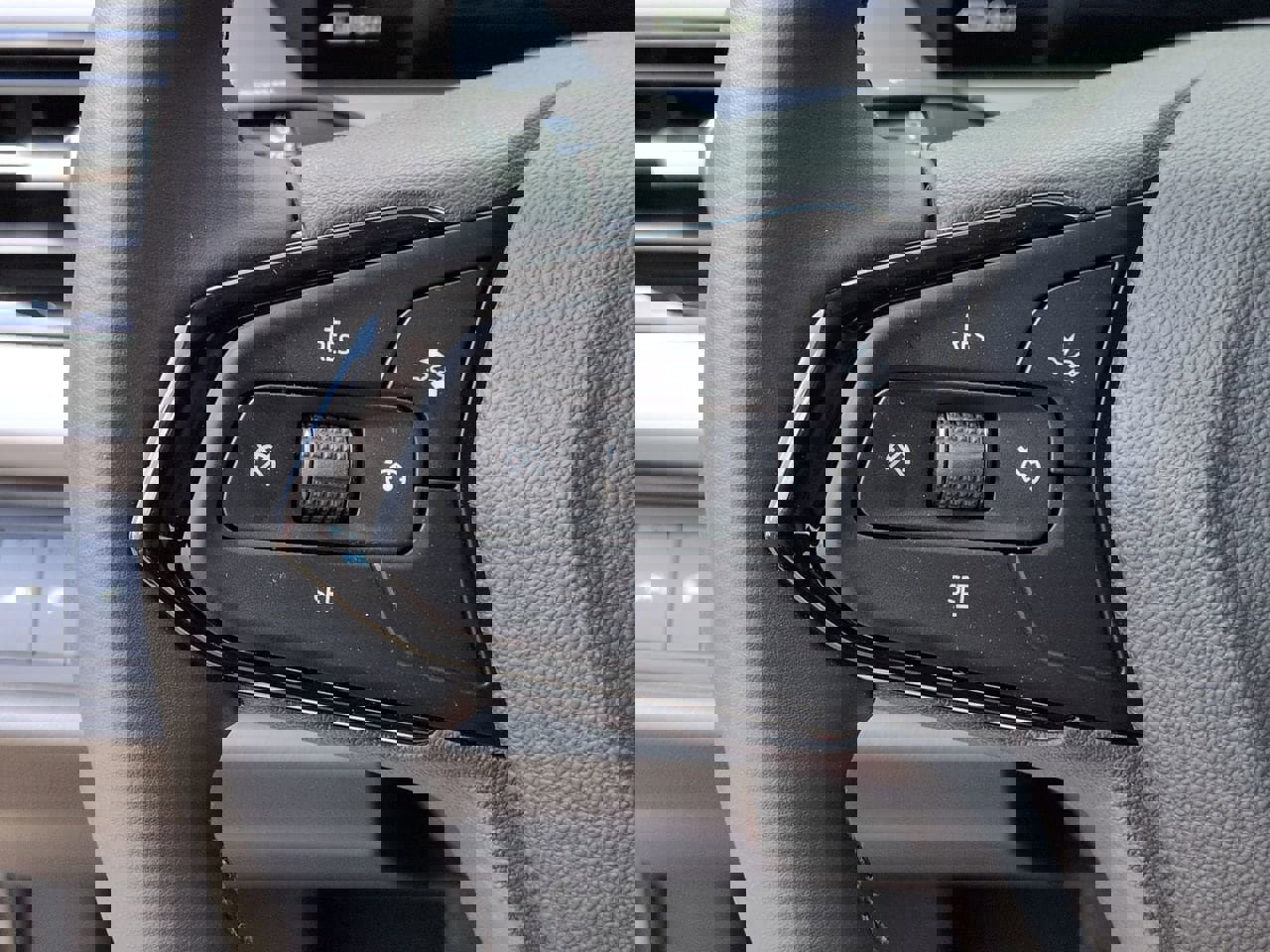 New 2027 Chevrolet Bolt LT image 12