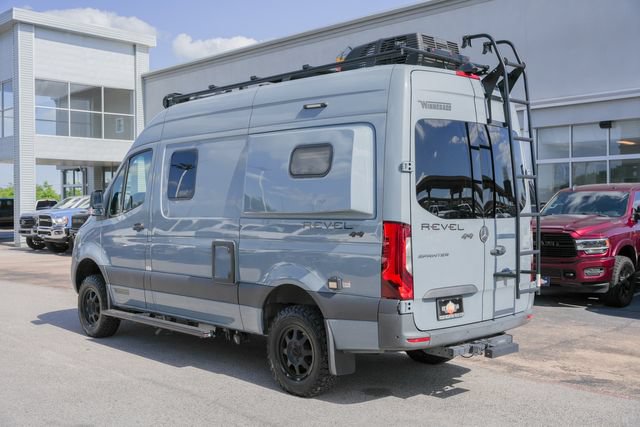 Used 2021 Mercedes-Benz Sprinter 2500 image 10