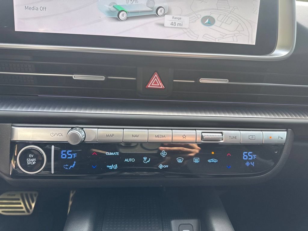Used 2023 Hyundai Ioniq 6 Limited AWD/4WD image 17