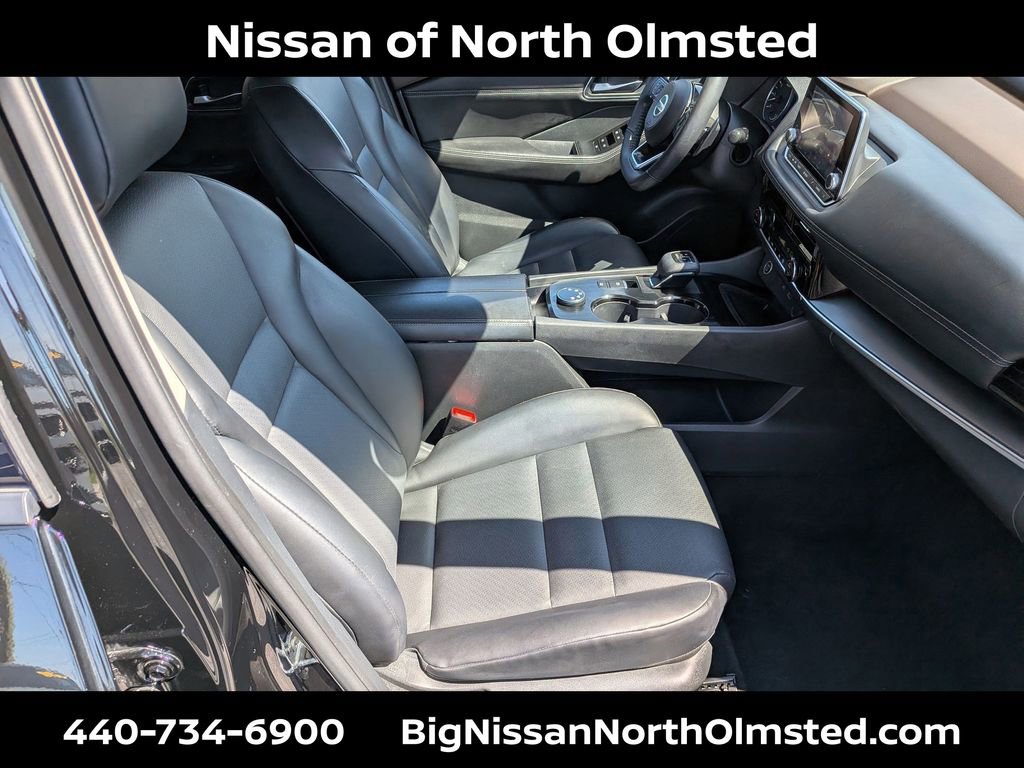 Used 2021 Nissan Rogue SV w/ Premium Package AWD/4WD image 26